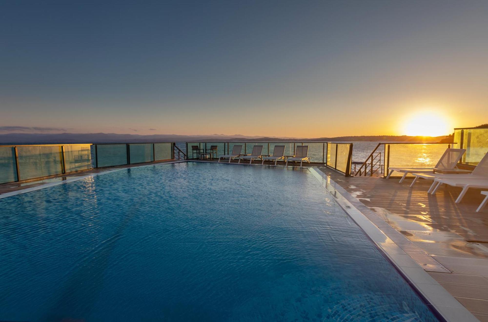 Vira Otel Suites Sinop Eksteriør billede