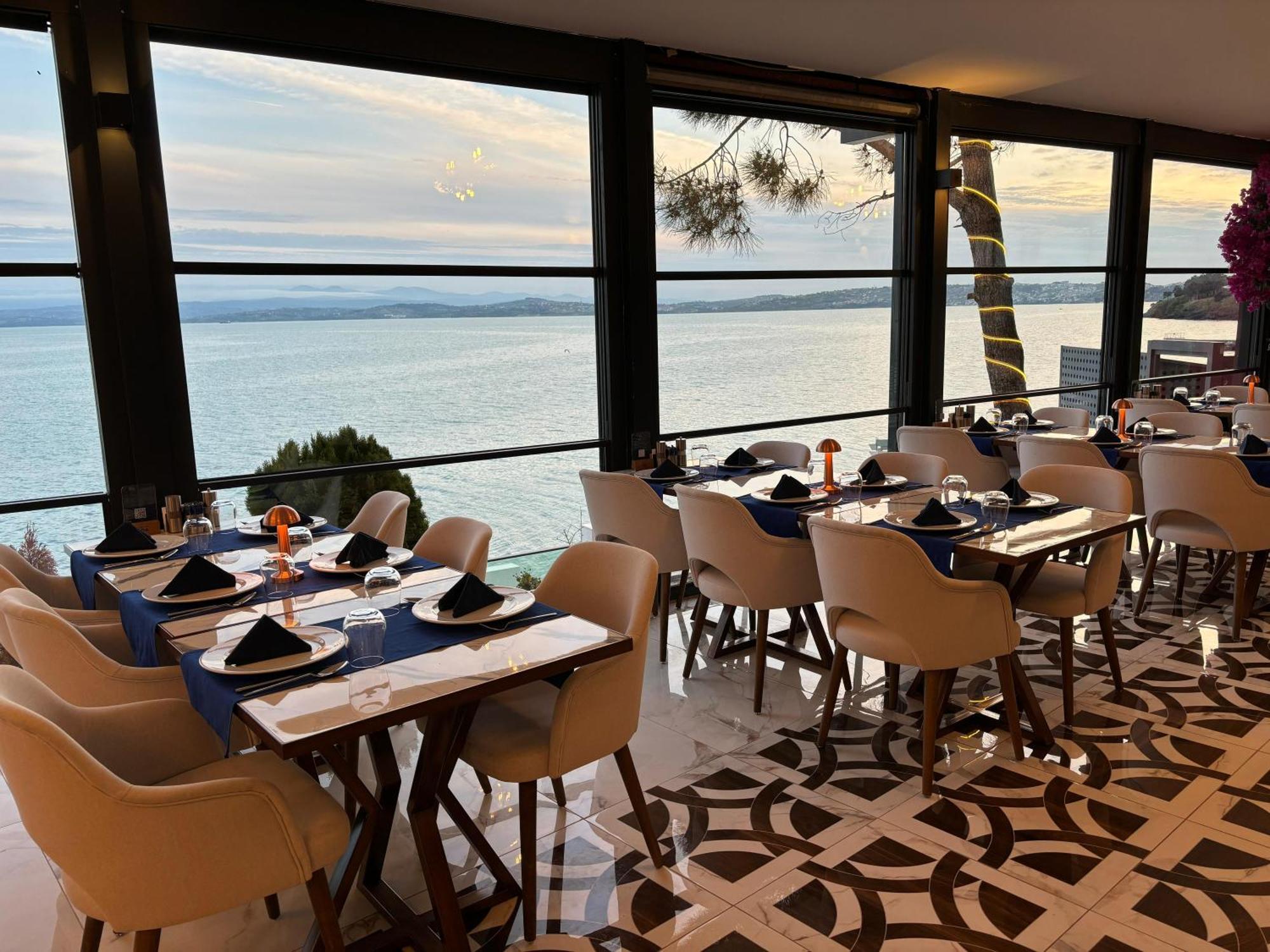 Vira Otel Suites Sinop Eksteriør billede